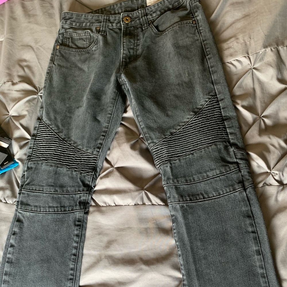 Men’s skinny jeans